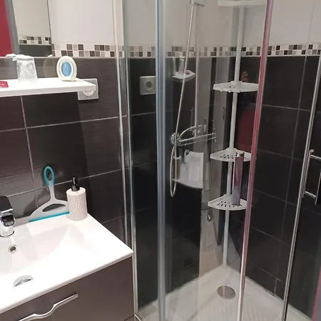 Couette-café D'hôte Indépendante Barzan