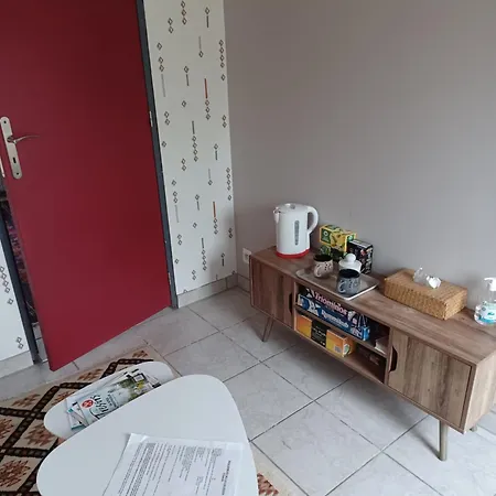 Couette-café D'hôte Indépendante Barzan